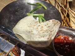 -马路牙子烧烤音乐酒馆(望京店)