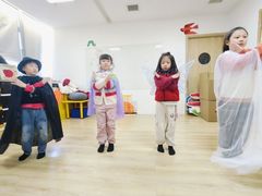 -猴有戏教育戏剧·音乐剧·主持口才·演讲朗诵辩论(环球港华师大校区)