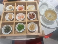 -富淳饭店(陆家嘴保利广场店)