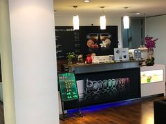 -奔驰上海利星(七宝店)