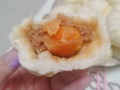咸蛋黄超人包-老陶包子铺(南大西南村店)