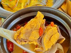 -七的湖·晚芳亭·阳澄湖农家菜·大闸蟹(莲花岛店)