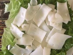 -景明轩•养生酸汤鱼火锅 云贵鲜菌 现舂野果酸汤(王寨小区店)