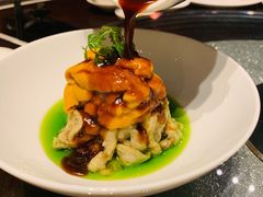 酱麻油海胆拌秋茄-杭州西子湖四季酒店·金沙厅