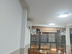 -官塘鱻鱻鱼生·潮汕生腌·砂锅粥(西马路总店)
