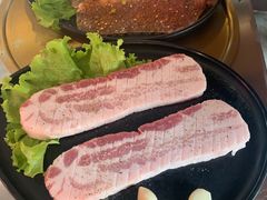 蜂巢厚猪五花-小米烤肉-泥炉炭烤(常营店)