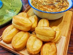 油条胡辣汤-山海经·海边人家 海鲜新青岛菜(扬州路店)