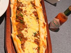牛肉奶酪皮塔饼-Efes Turkish & Mediterranean Cuisine 艾菲斯餐厅(陆家嘴店)