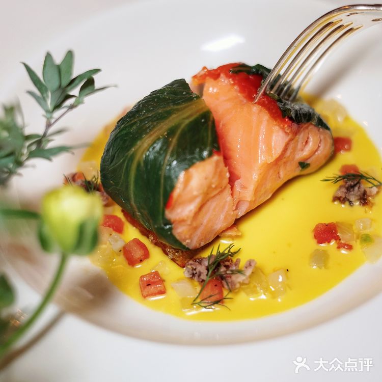 和平饭店华懋阁新菜上市 & 源于1930复古菜单