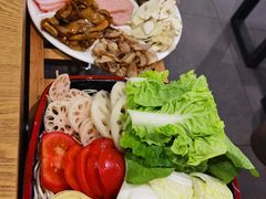 -菌海森林·非遗野生菌火锅(西山区滇池路摩根道店)