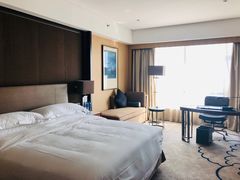 -中山利和希尔顿酒店