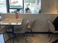 -必胜客(武汉欢乐谷店)