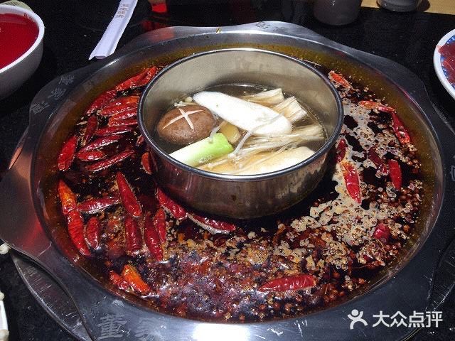 董家湾重庆老火锅(嘉华店)特色鲜鸭血图片
