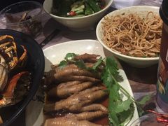 -巴厘龙虾·榜首油焖大虾(音乐学院·沿江酒馆店)