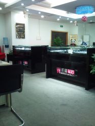 店内环境-威德钻石-克拉钻大本营(南京东路店)