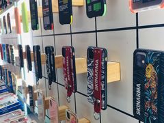 -爱畅享华为苹果手机维修服务(虹口龙之梦店)