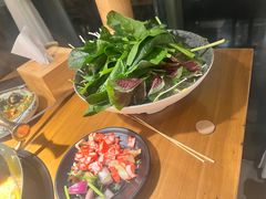 -贵厨酸汤牛肉(小十字店)