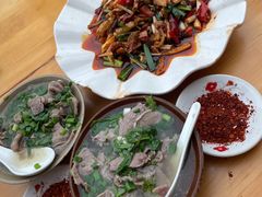 -周记翘脚牛肉