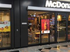门面-麦当劳(世界城广场店)