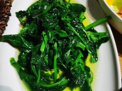 -渝信川菜 · 川味家常菜(财富购物中心店)