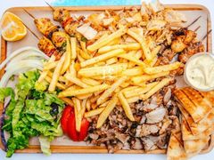 塞萨洛尼基终极烤肉盘-HELLO MUSAE 拾光缪斯餐厅·纯正希腊风味(苏州中心店)