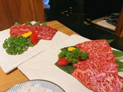 -炼火烤肉店
