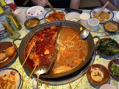 -鸿姐老火锅(疁城新天地店)