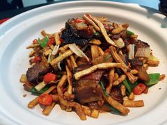 -鸽子侯·家宴·平价海鲜(市图书馆店)