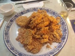 咸蛋黄锅巴-眷江南之小蓝鲸(王府大街店)
