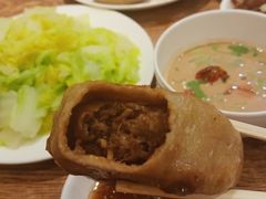 -清真吴记门钉肉饼·喜多利