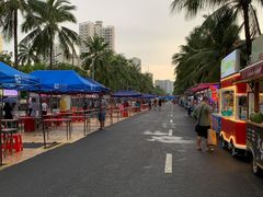 -海大南门夜市(海富街店)