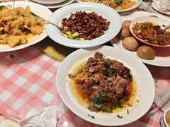 -那家老院子东北菜·饺子·小鸡炖蘑菇(艳华街店)