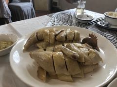 -何乡别院·中式农庄(姑婆山大道店)