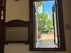 -香港大学