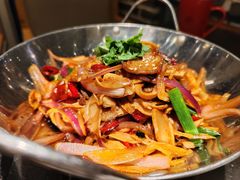 -万重锦·人文川菜馆(骡马市店)