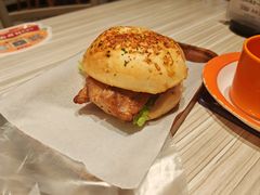 -必胜客(绿地新都会店)
