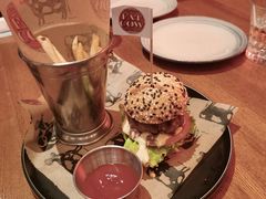 -FAT COW(虹梅路店)