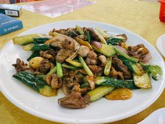 黄瓜炒鸡杂-南沙辉记烧鸡·荔枝木炭火吊烧(旧镇店)