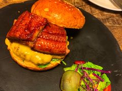 -HIGH FIVE哈福手工汉堡(桂林路店)