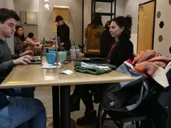 大堂-HELLO 27 意面·沙拉·帕尼尼