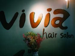 -茶发Salon·烫发染发理发