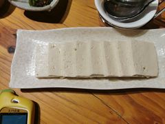 -野山舂·贵州现舂酸汤火锅(鸿通城店)