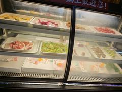 -尚品海鲜肥牛自助火锅(湖明店)