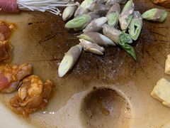 -冰冰龙虾·江湖菜·花园江景餐厅