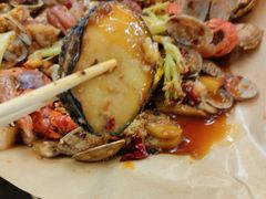 -老东镇啤酒屋海鲜加工·蒸汽海鲜·海鲜烧烤(台东店)