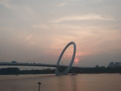 -南京眼步行桥