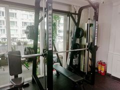 器械区-简·无界健身工作室·运动康复·体态(石厦店)
