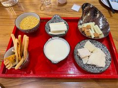 -九十九顶毡房(阜石路店)