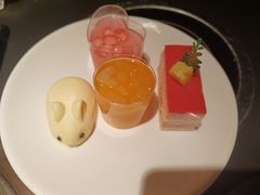 -钱小奴海鲜自助黑金店(杭州滨江龙湖店)