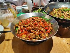 -费大厨辣椒炒肉(万家丽一店)